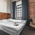 Stara Przedzalnia Bed & Breakfast