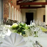 Stara Przedzalnia Bed & Breakfast 4*