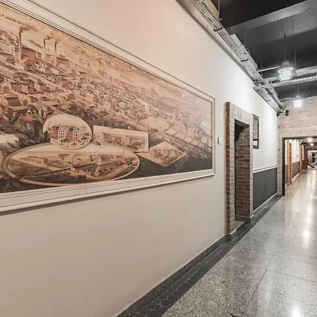 Stara Przedzalnia Bed & Breakfast 4*