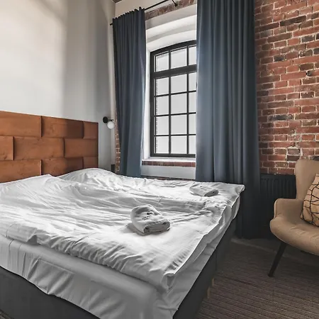 Stara Przedzalnia Bed & Breakfast Zyrardow