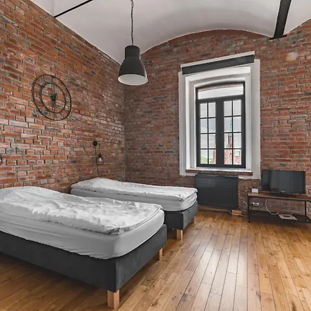 Stara Przedzalnia Bed & Breakfast 3*