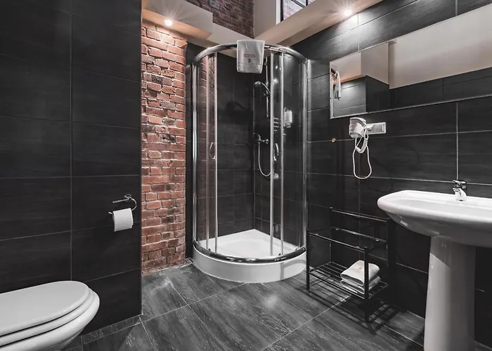 Stara Przędzalnia Nocleg ze śniadaniem 4*